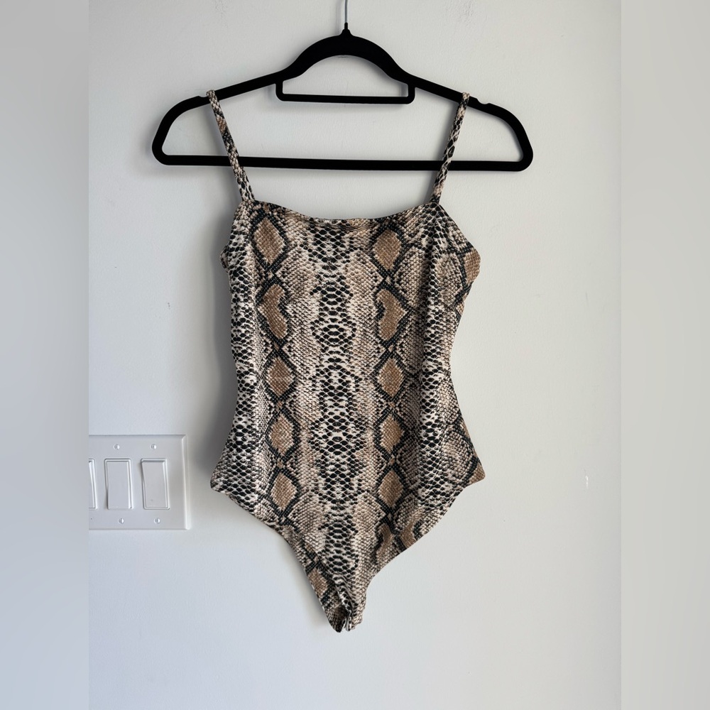 Princess Polly Snakeskin Strappy Bodysuit Women's size 4 Dinner Going Out